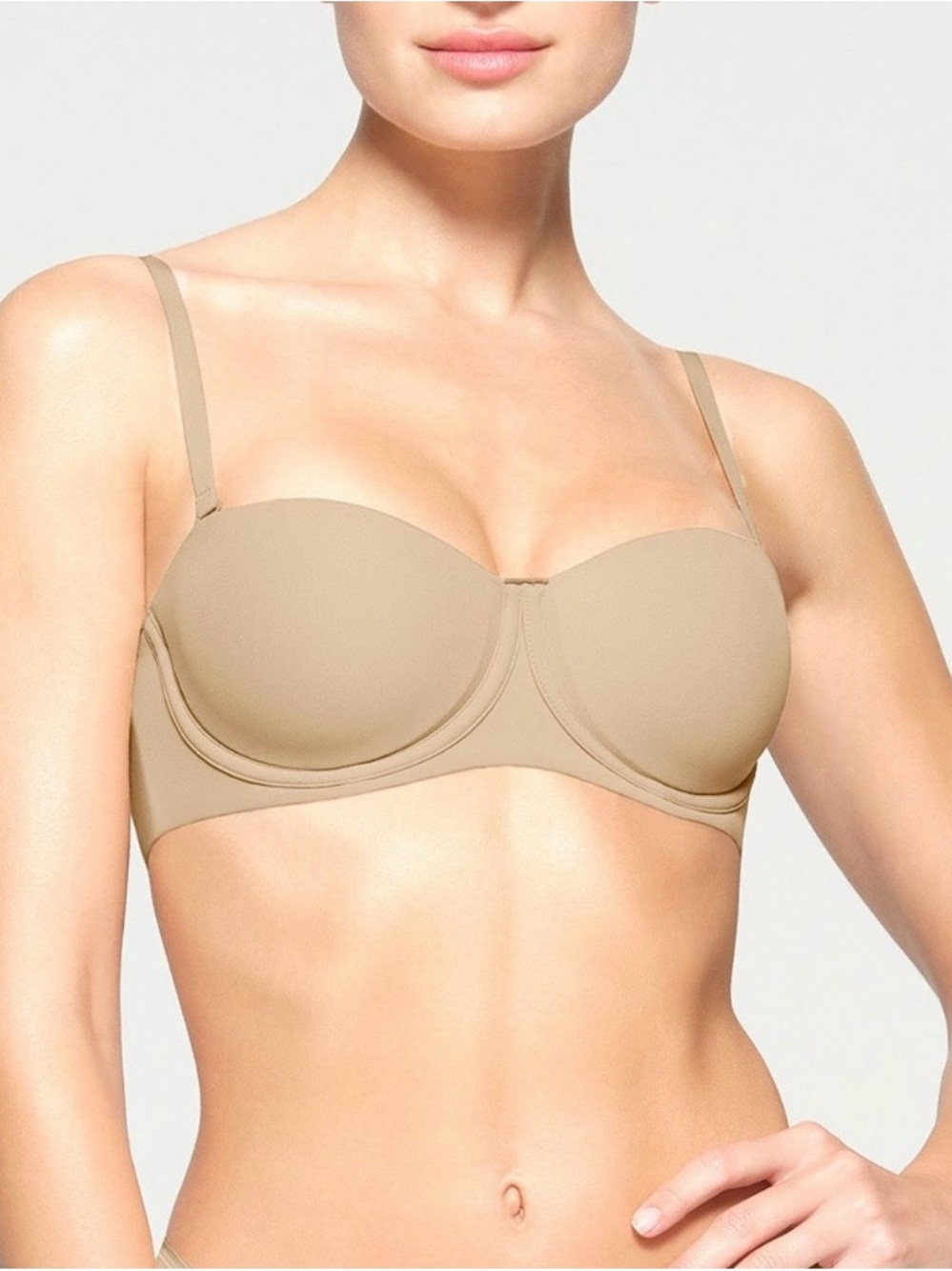 SKIMS Fits Everybody Strapless Bra - Clay